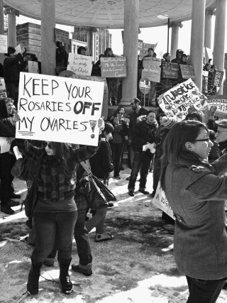 Illustration for article titled Pro Choice Walk Brings Out Voices For Women's Rights, Hilarious Signs